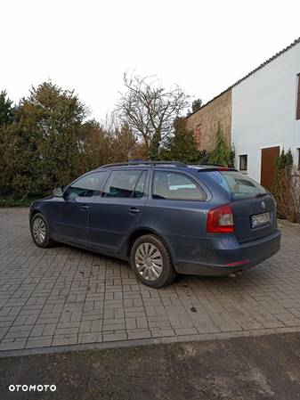 Skoda Octavia 2.0 TDI Elegance DSG - 6