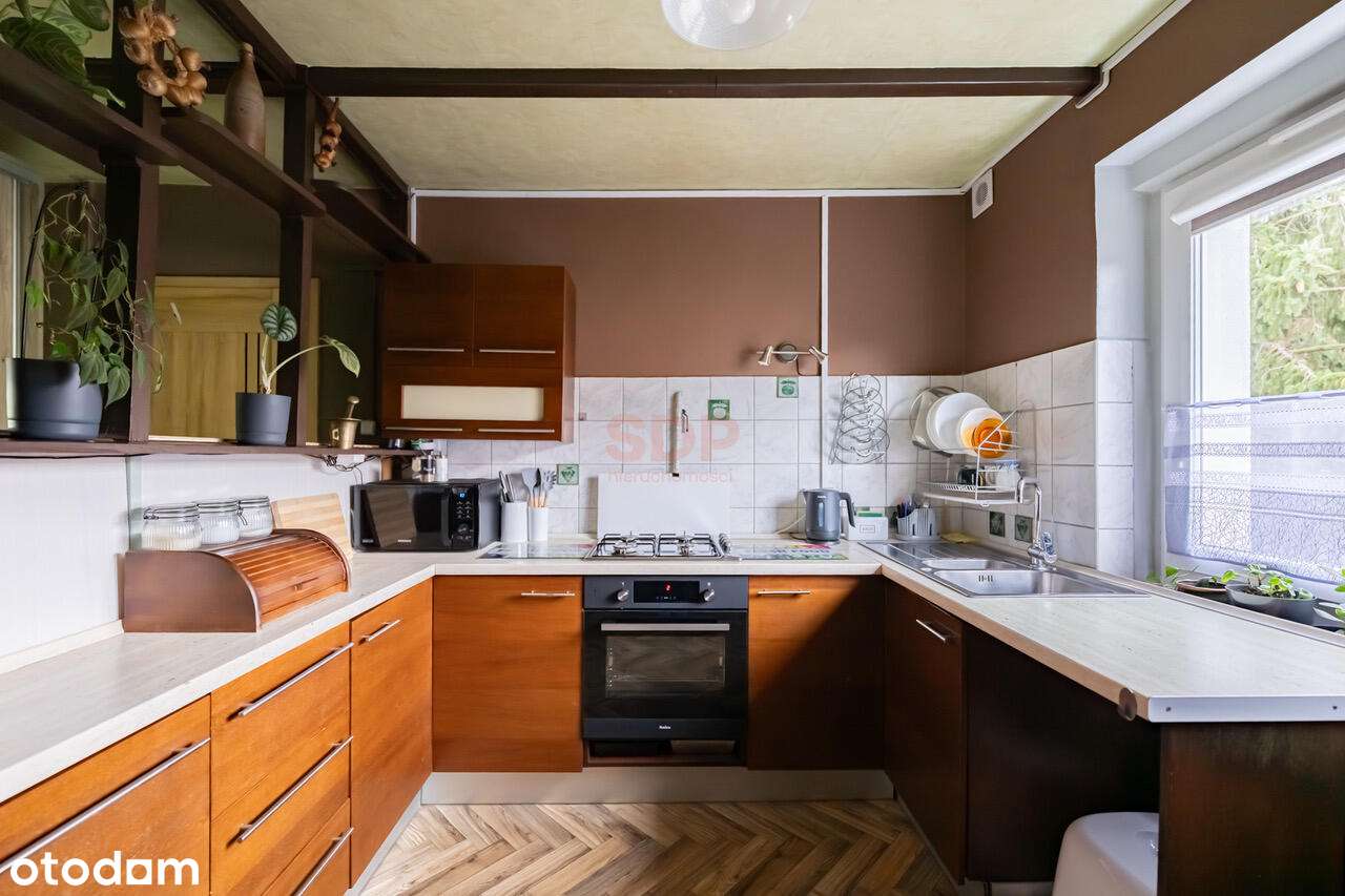 Ciche, dwupokojwe mieszkanie w niskiej zabudowie. - Pełny obrazek: 2/11