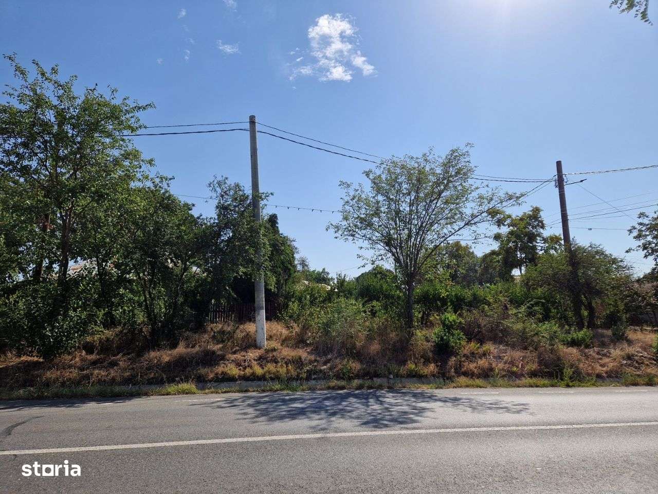 Naipu - Ghimpati, vanzare casa si teren 1000mp. - Imagine principală: 1/20