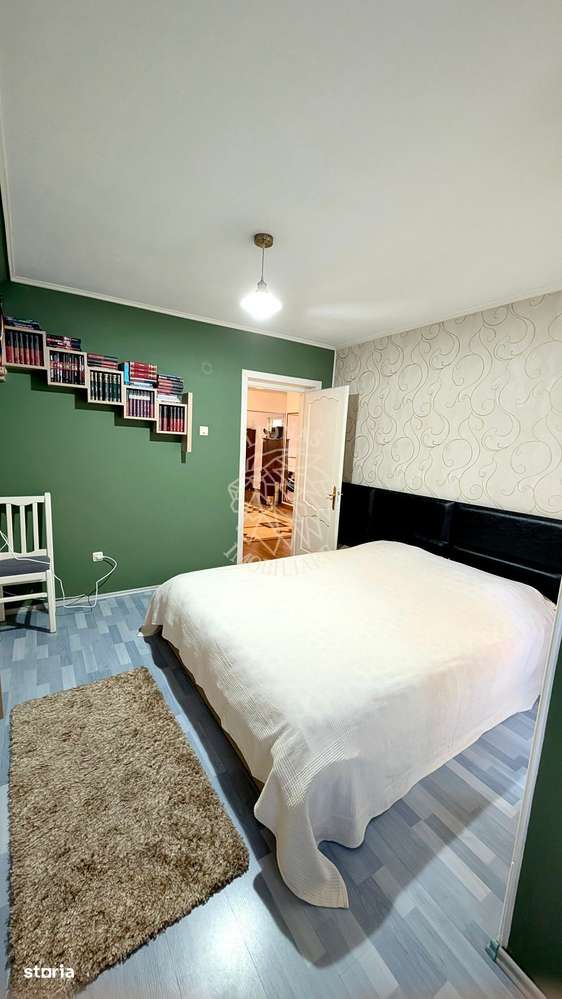 Casa 6 camere 244 mp+ Spatiu Comercial- teren 500 mp-Zona Han - Imagine principală: 2/15