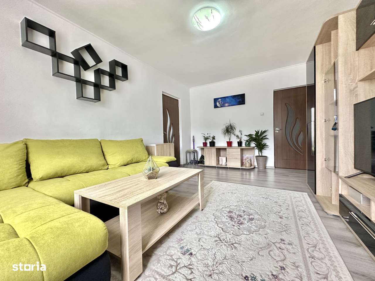 Vânzare apartament 3 camere mobilat,  parcare inclusă , Cartier Noua-3