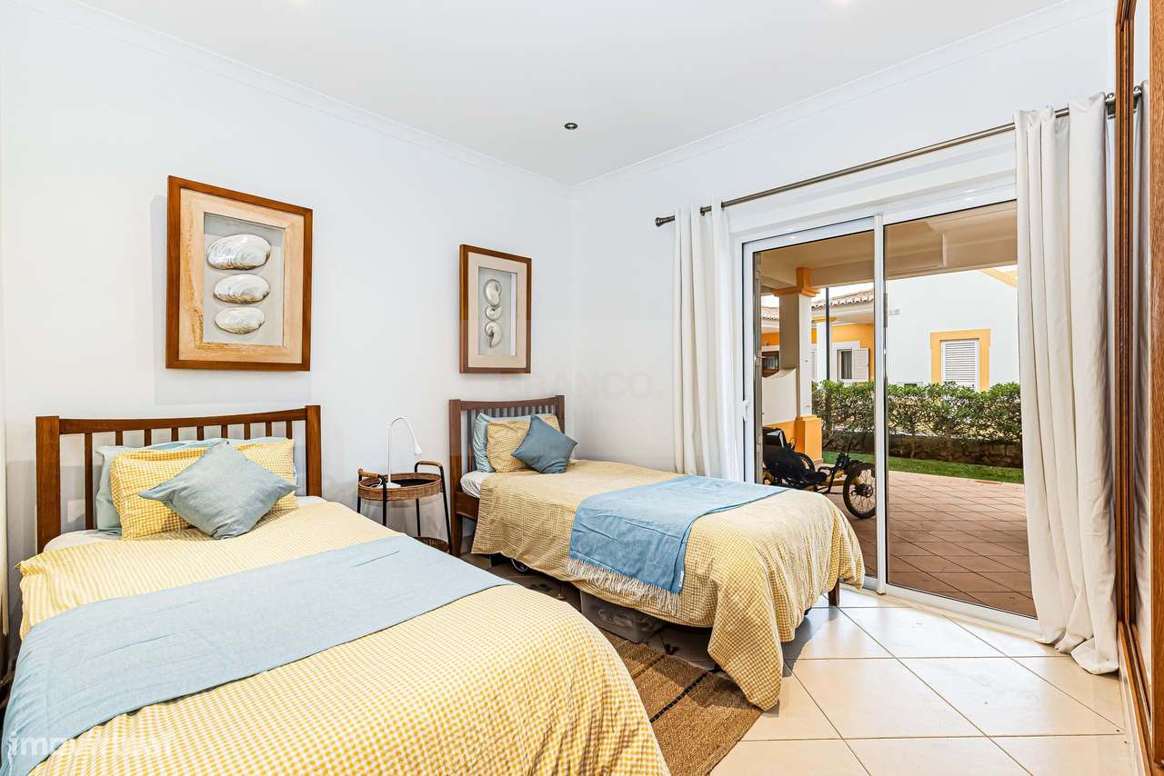 Moradia em Banda T3 com Vista Mar | Salema, Vila do Bispo-22