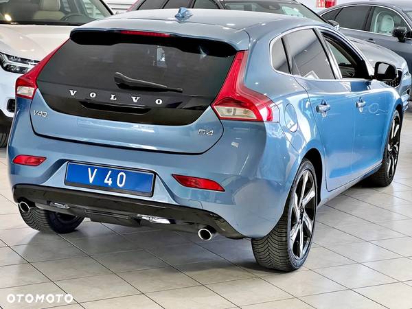 Volvo V40 D4 Drive-E Momentum - 12