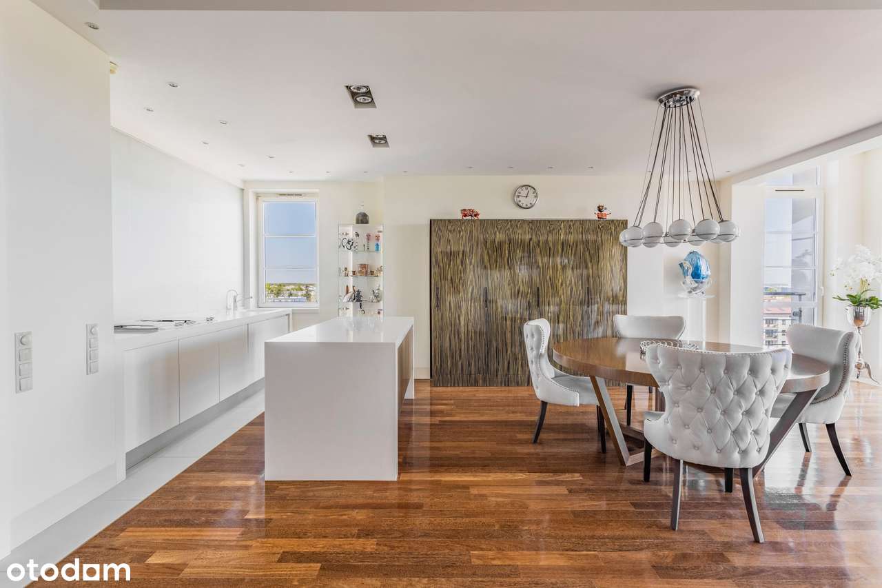 143 m2 w apartamentowcu na Starym Żoliborzu-3