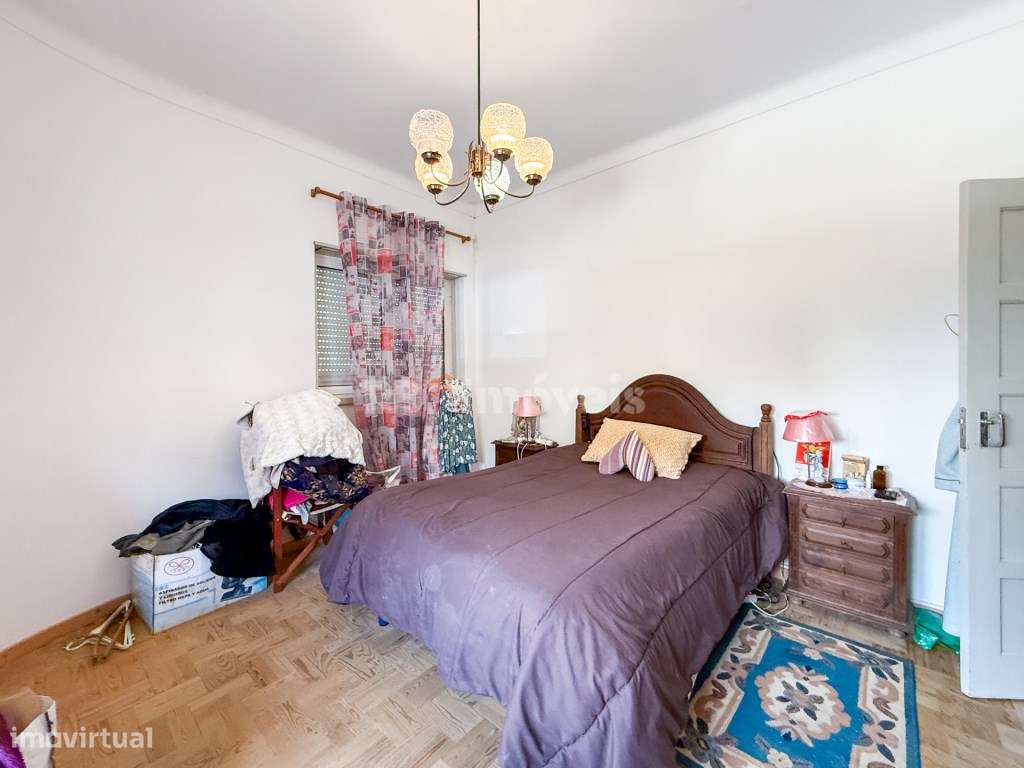 Apartamento T2 a nível do rés do chão com logradouro no centro do E...-26