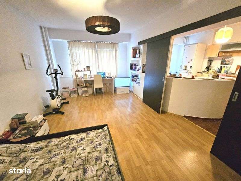 SEBASTIAN RAHOVA Mc Donald`s Parter 37mp Bloc mixt 1985 Intabulata-0