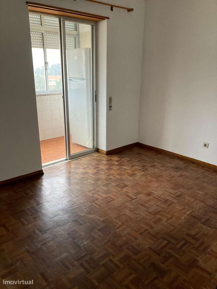 Apartamento T1  Excelente Oportunidade de Investimento-5