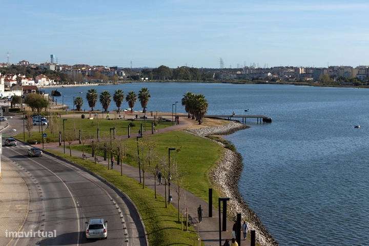 Apartamento T3 Venda em Amora,Seixal - Grande imagem: 4/5