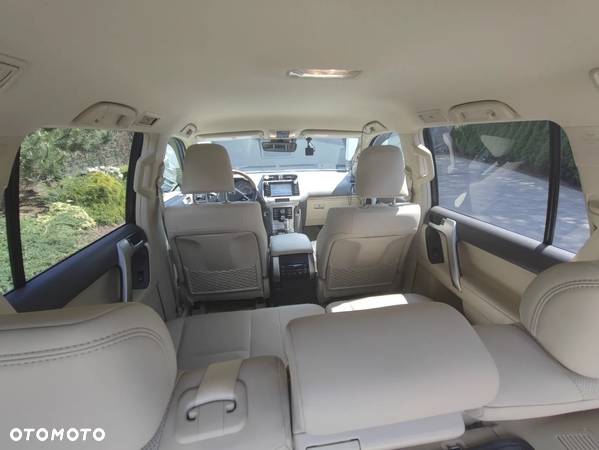 Toyota Land Cruiser LC 2.8 D-4D Executive - 23