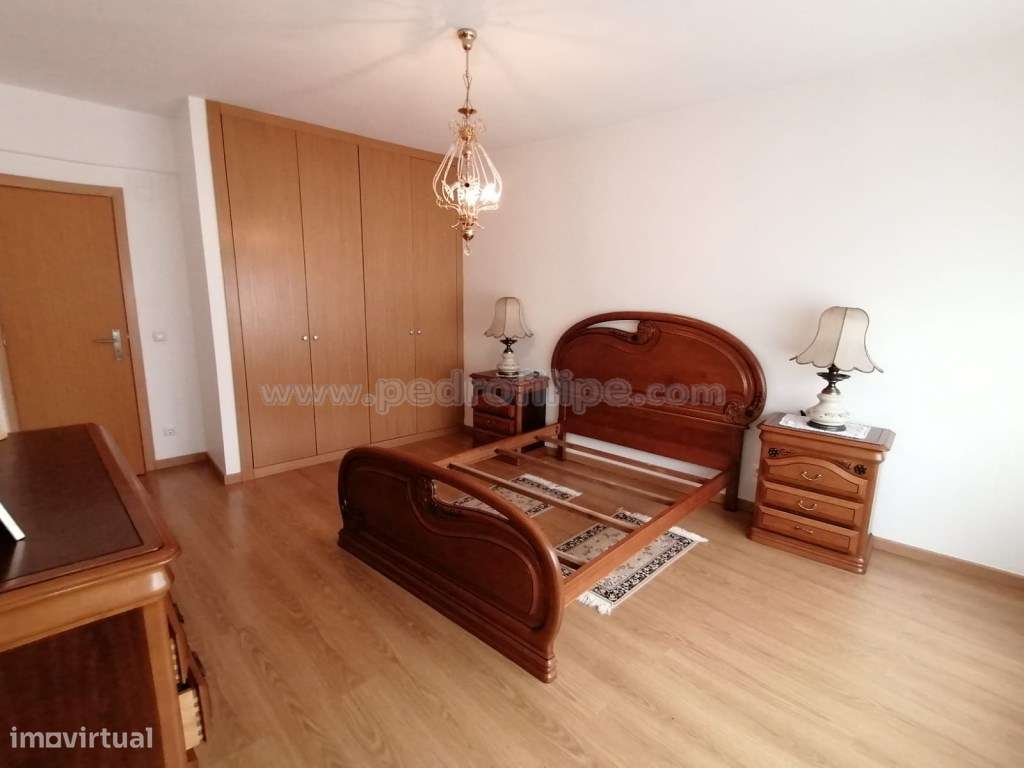 Moradia T3 isolada no Zambujal-9