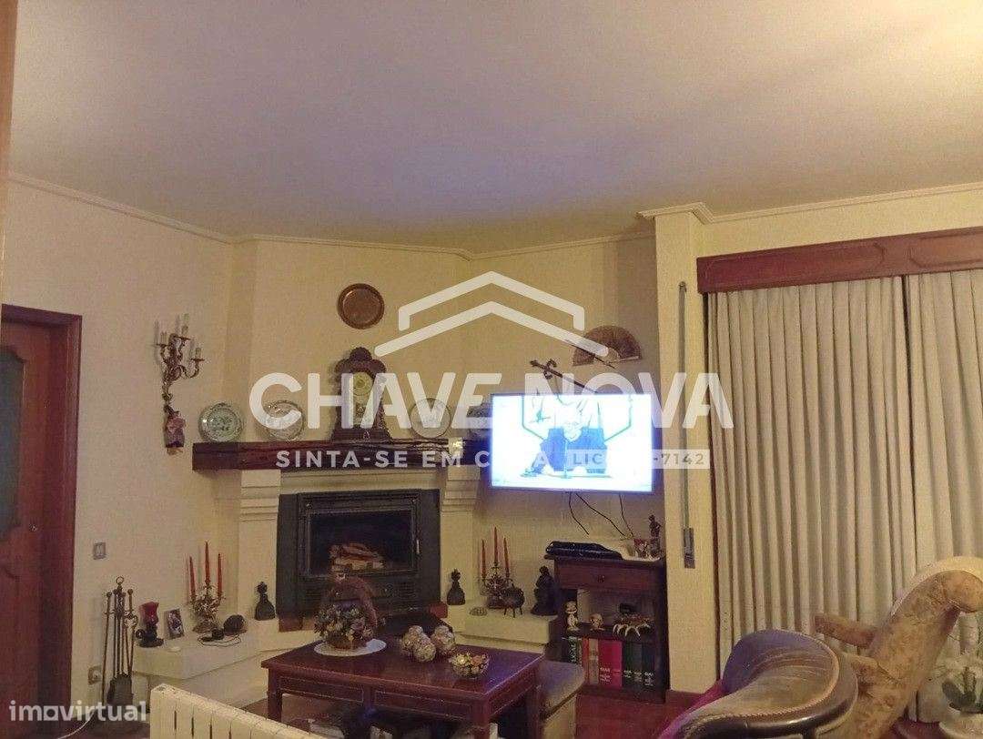 MORADIA ISOLADA V3+1  SERZEDO E PEROSINHO (VILA NOVA DE GAIA)-12