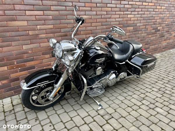 Harley-Davidson Touring Road King - 30