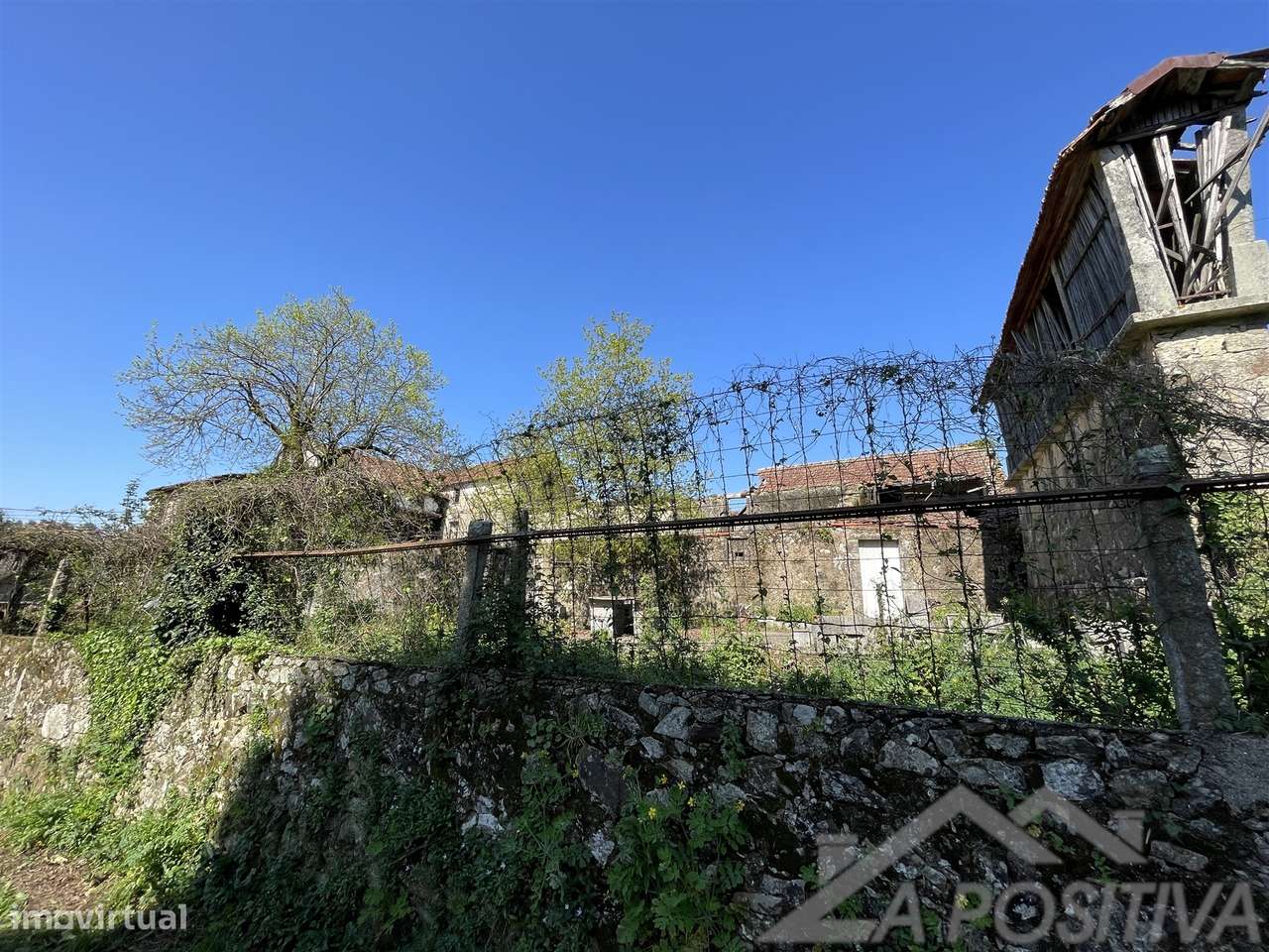 Moradia Devoluta T4 Venda em Milheirós de Poiares,Santa Maria da Feira-13