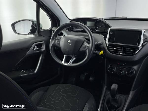 Peugeot 2008 1.2 PureTech Style - 30