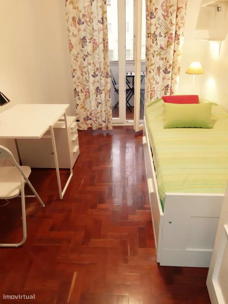 Quarto - localizado em Picoas Lisbon - Grande imagem: 3/19