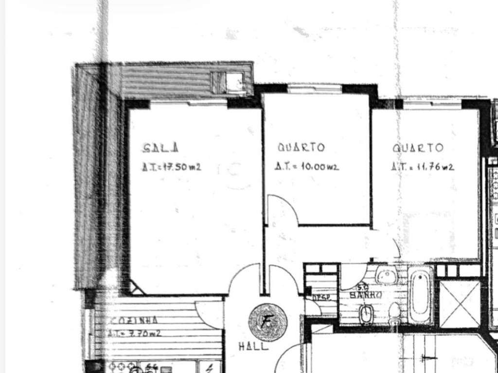 Apartamento T2 Renovado em Baguim do Monte-16