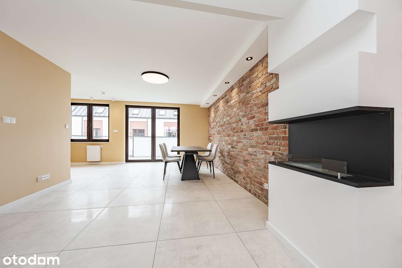 Wykończony apartament - garaż - taras - 2 balkony - strych-1