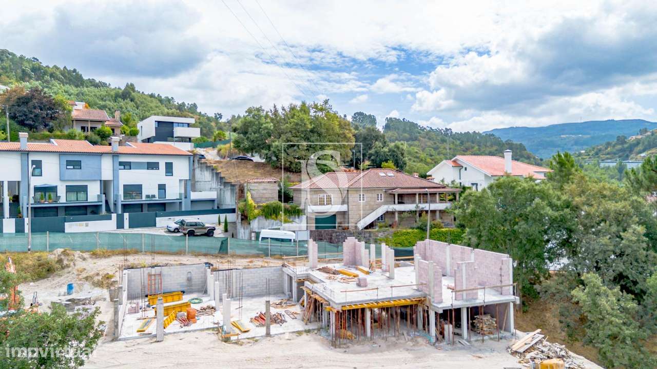 Moradia em Banda T3-27