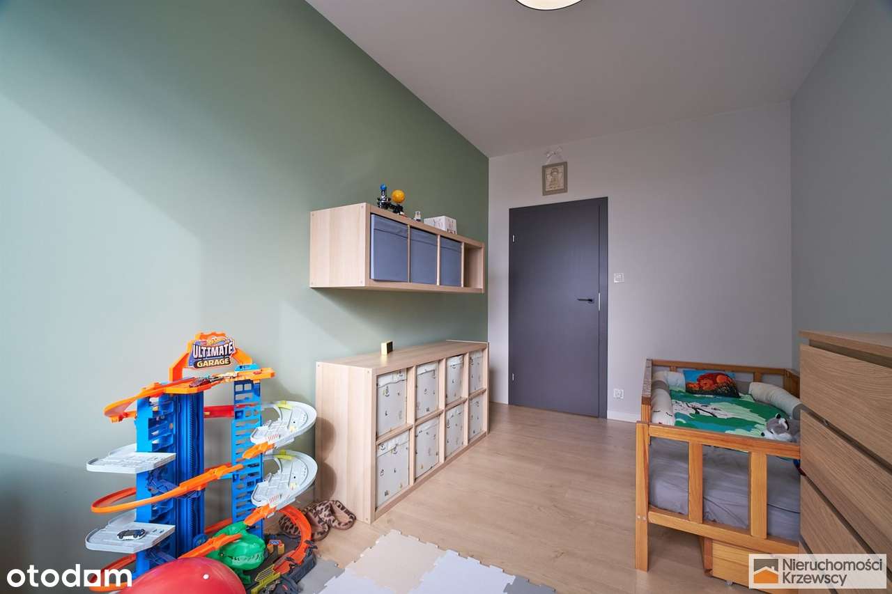 Urządzony apartament 3 pokojowy w budynku z 2022-10