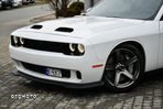 Dodge Challenger 6.2 Hellcat - 7