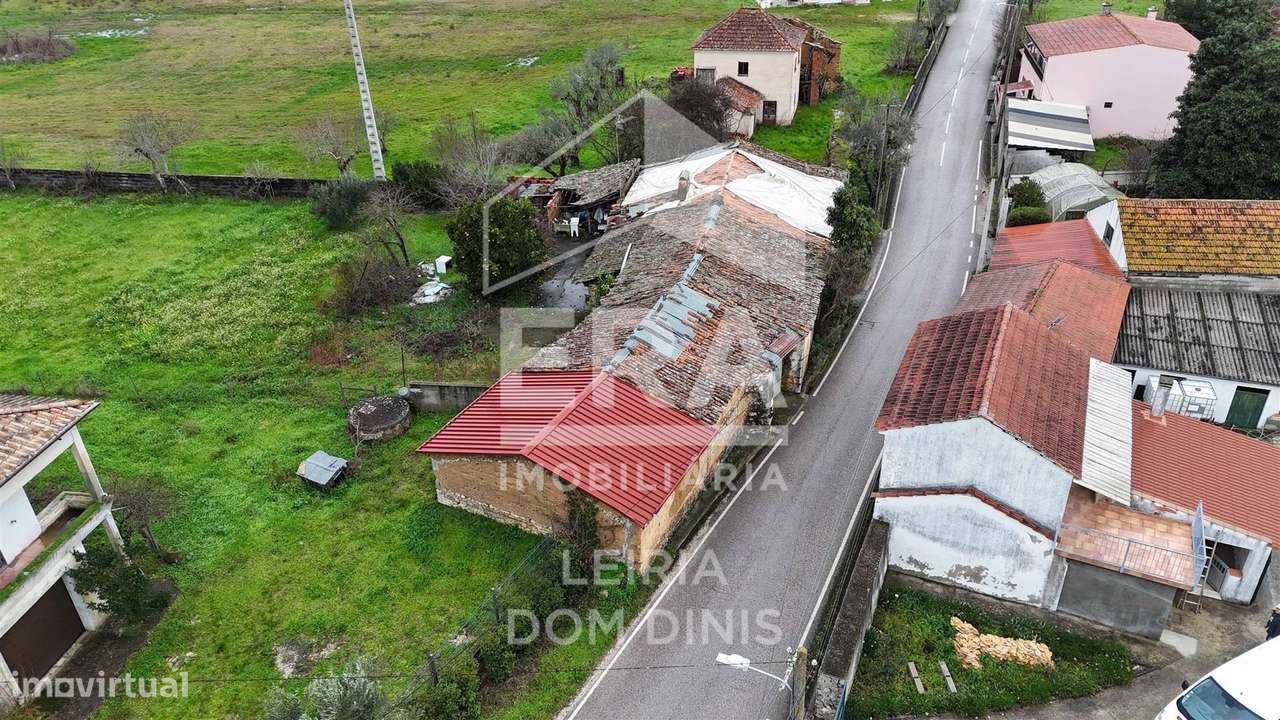 Moradia T2 sita em Freixianda, Ourém. - Grande imagem: 4/5