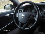 Volvo V60 D3 Momentum - 32