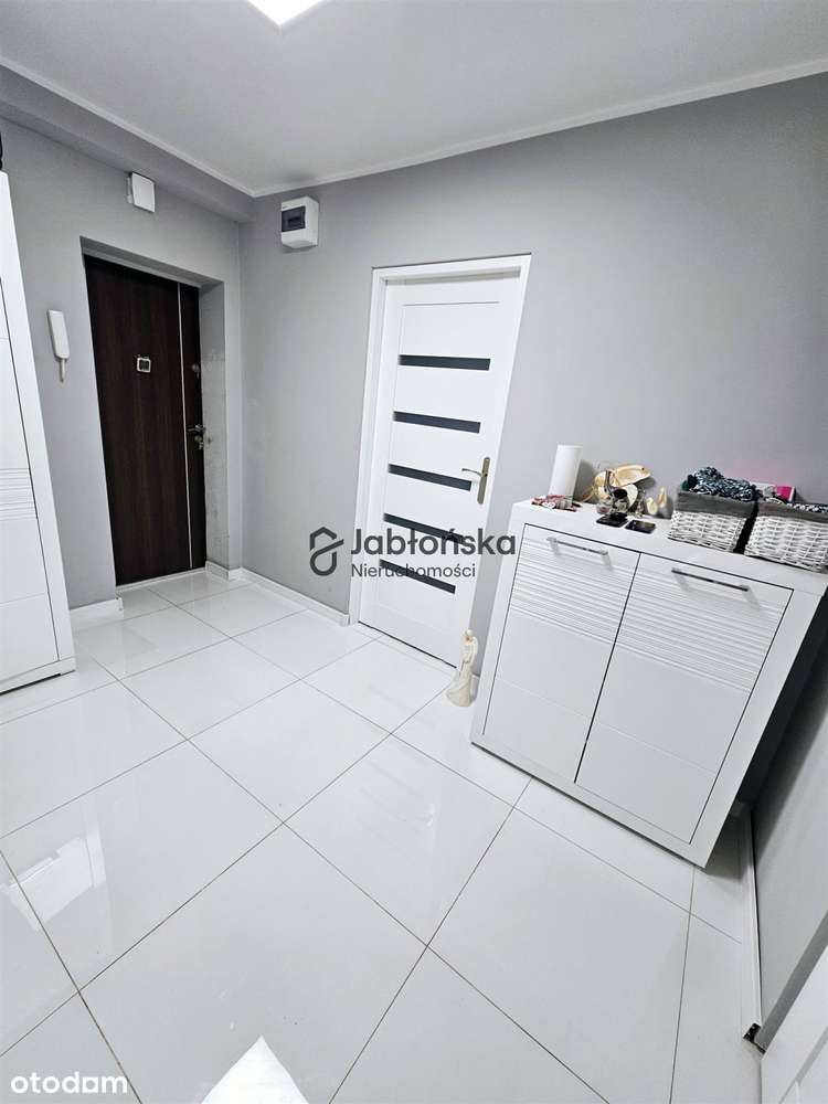 M3,Szwederowo, parking ze szlabanem, blok z cegły-6