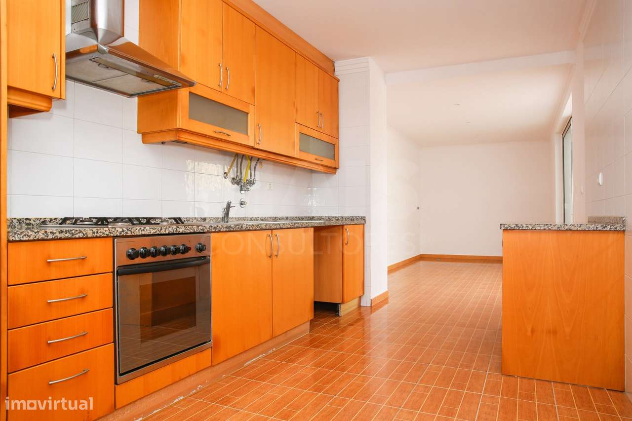 Amplitude e Conforto no Centro de Sobral de Monte Agraço Apartament... - Grande imagem: 2/23