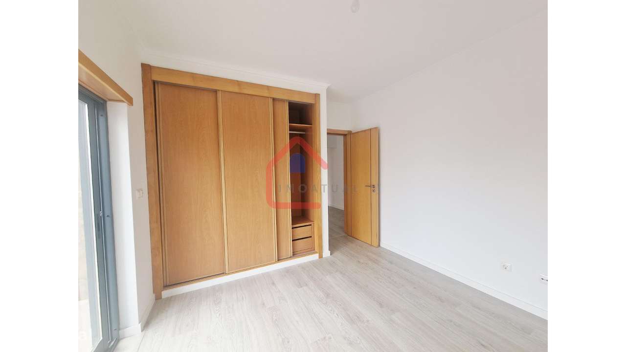 Moradia Isolada em Almada-23