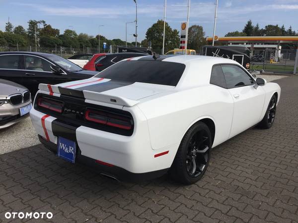 Dodge Challenger Automatik SXT Plus - 4