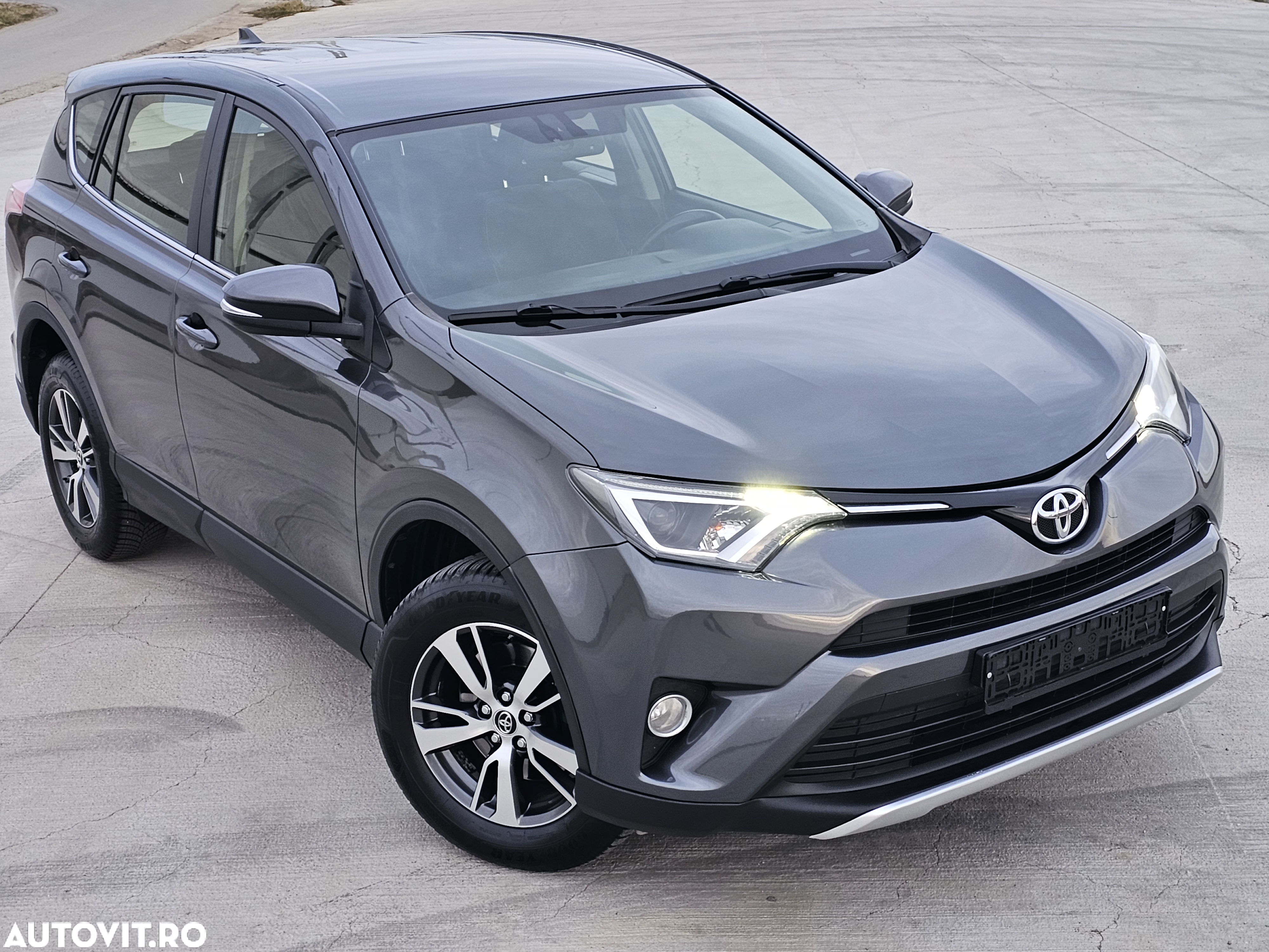 Toyota RAV4 - 17