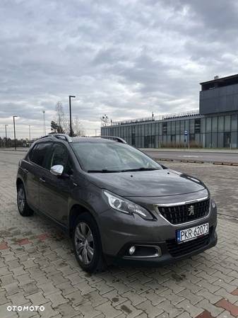 Peugeot 2008 1.2 Pure Tech Style - 1