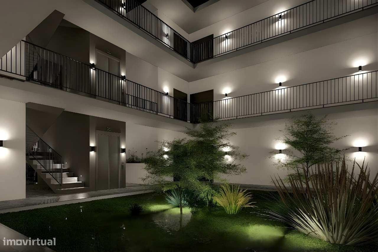 Apartamento T2 de qualidade superior, situado a 5 minutos da praia-19