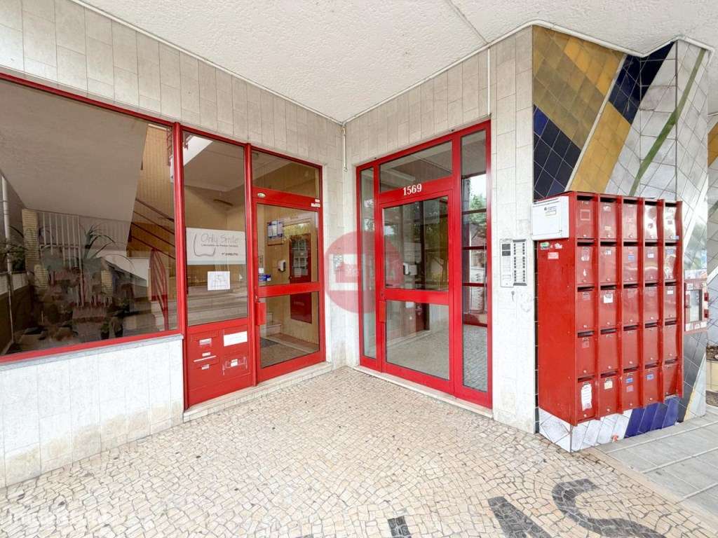 T2 NO CENTRO DE FAMALICÃO | VIVER COM TUDO À PORTA-14