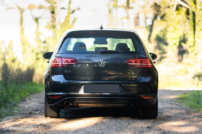 VW Golf 2.0 TSi GTi - 2