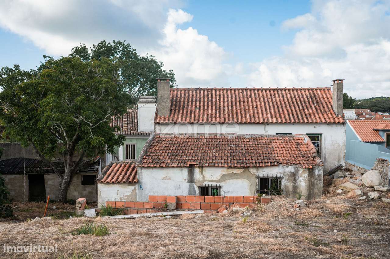 Lote Urbano, 5 fogos existentes _ ruínas.-25