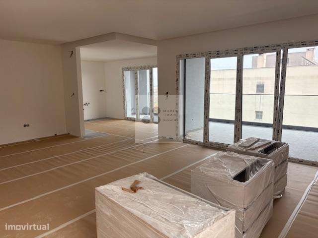 Apartamentos  NOVOS T2 e T3, Local MUITO Sossegado, Excelentes!-8