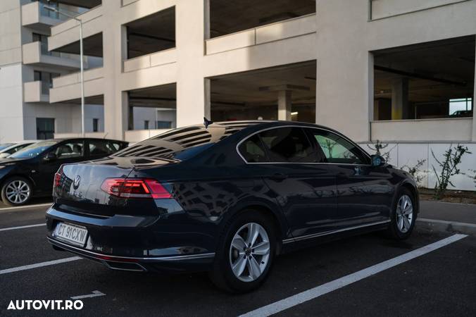 Volkswagen Passat 1.5 TSI ACT DSG Highline - 3