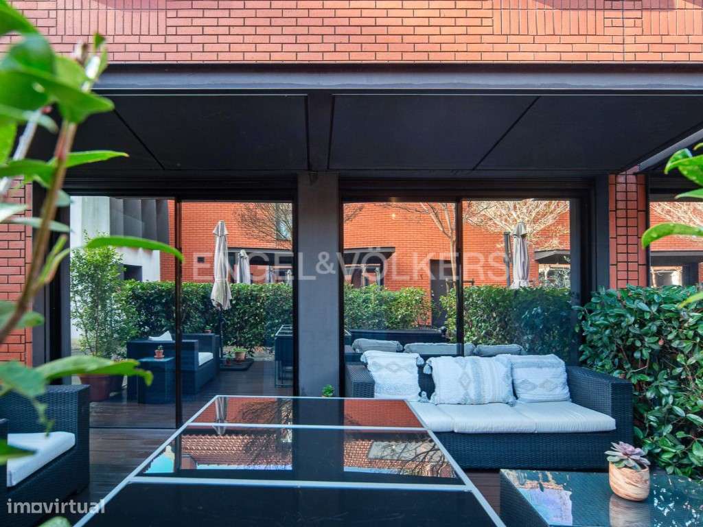 Moradia T4 em prestigiado condominio privado - Grande imagem: 5/27