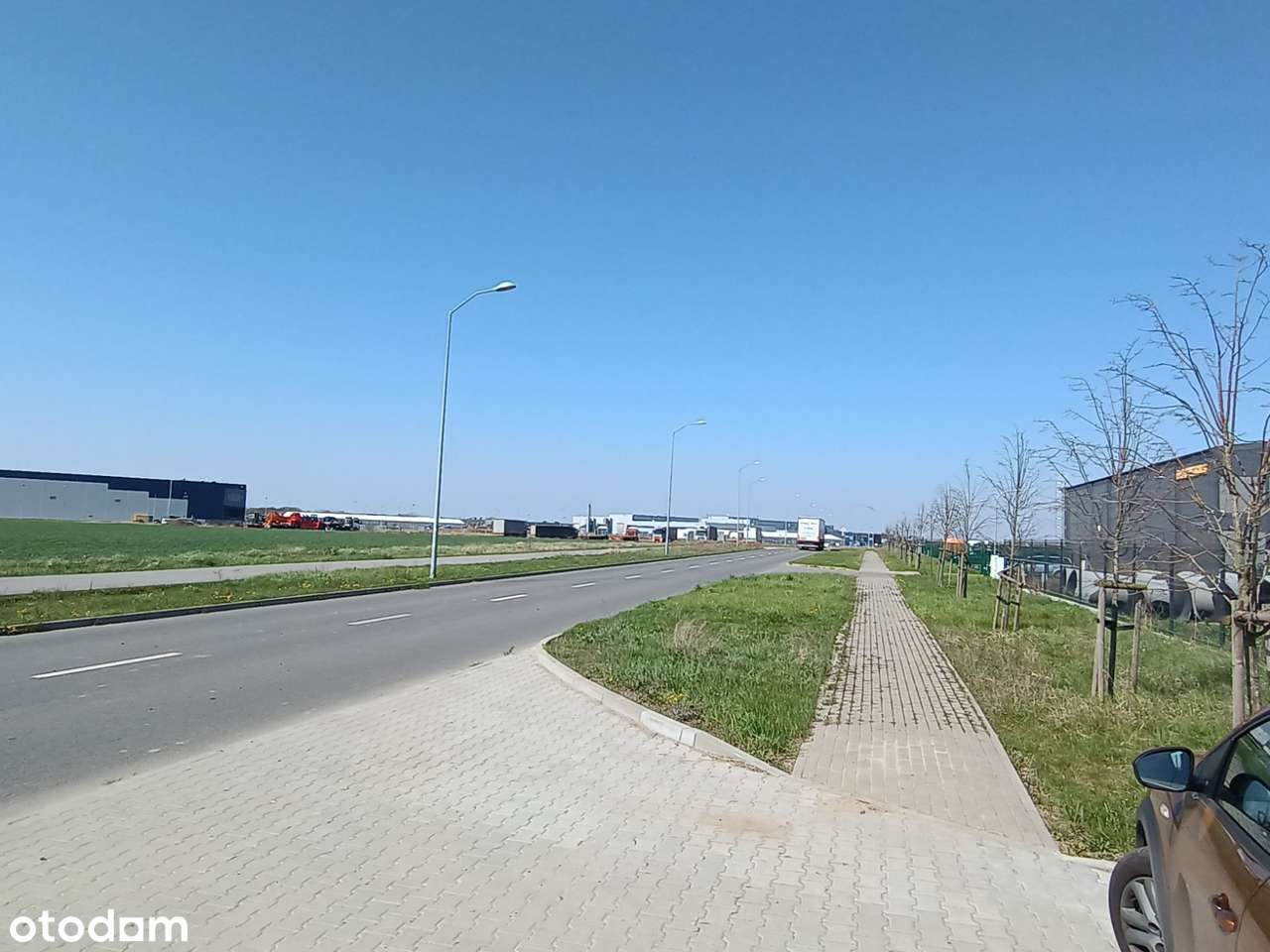 Działka inwestycyjna pod magazyny lub fabrykę