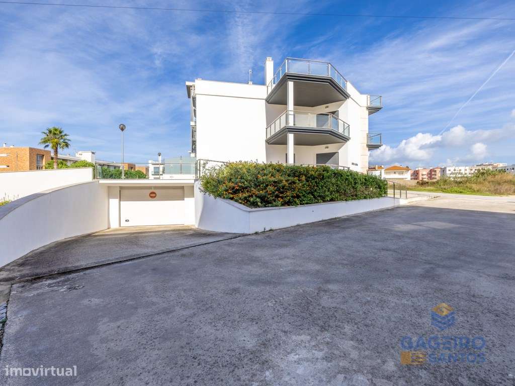 Espaçoso apartamento T3 com terraço privativo - São Martinho do Porto-51