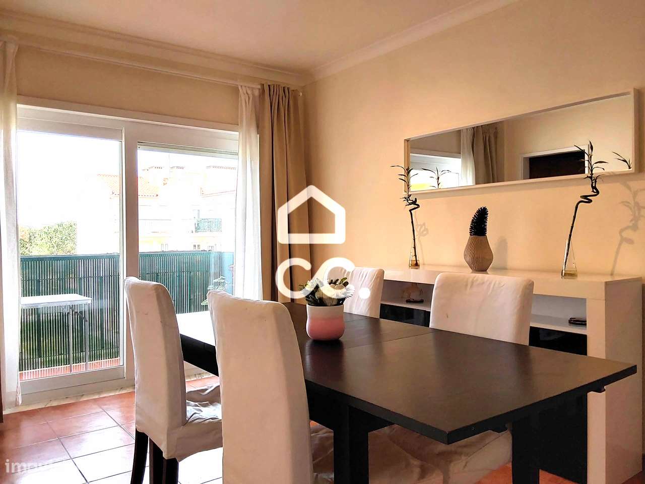 Apartamento T3 Moderno em Azeitão-6
