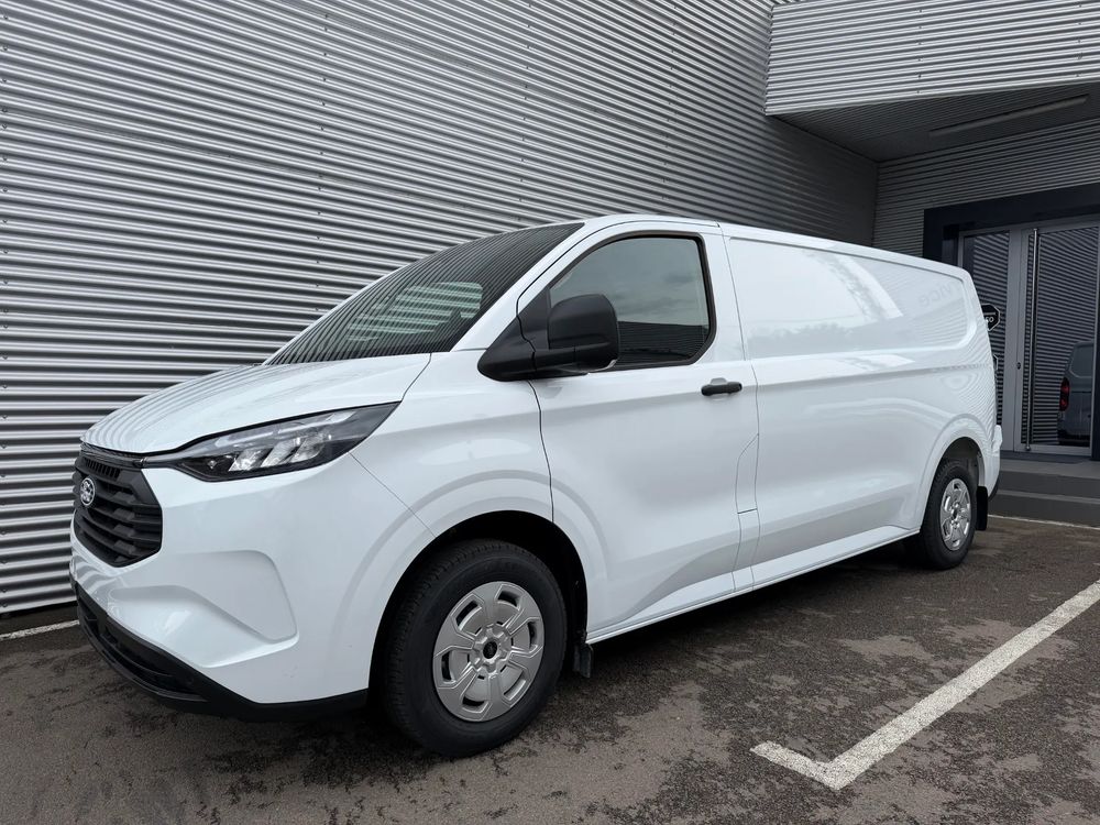 Ford Transit Custom 320L 2.5 227 CP L2H1 CVT PHEV Trend 2026