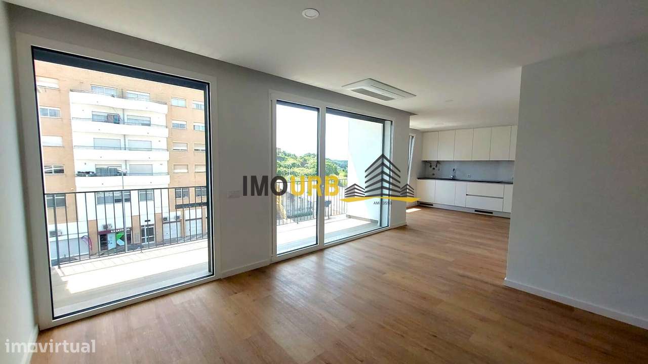 APARTAMENTO - T3 - NOVO - CENTRO DA CIDADE - LEIRIA-3