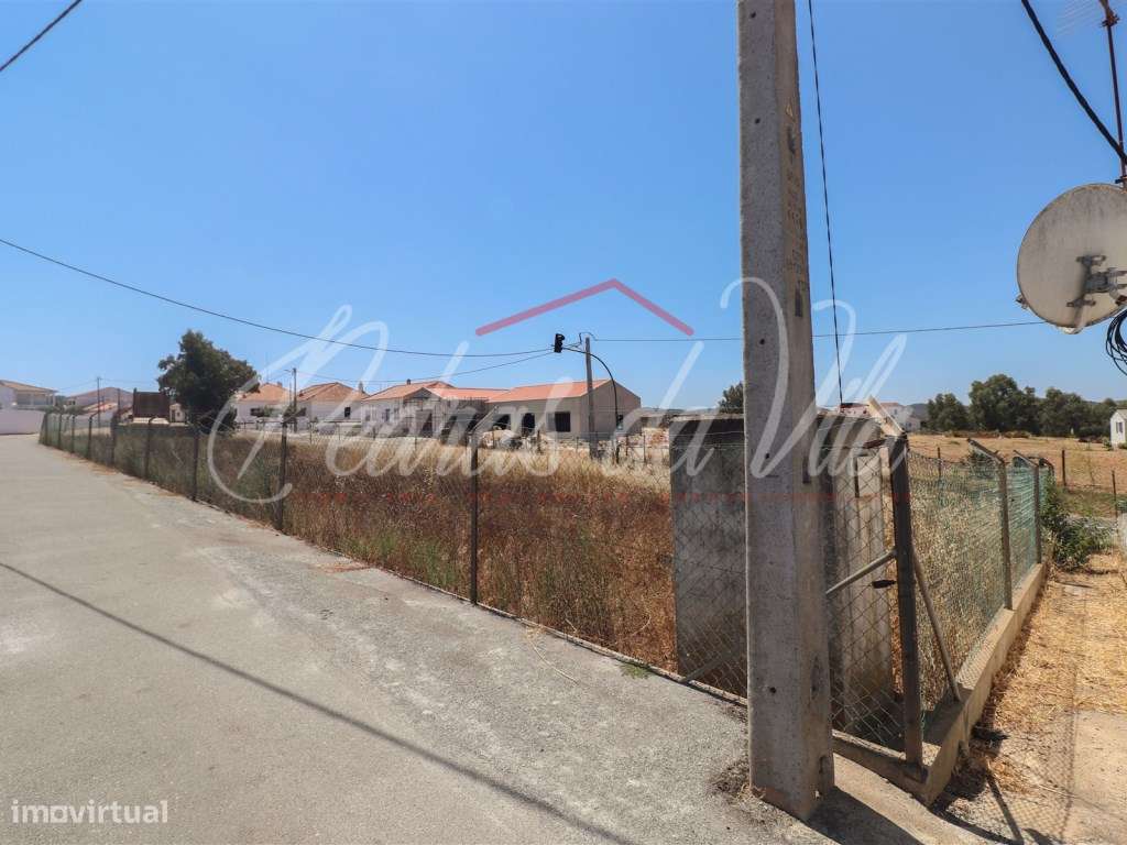 Terreno urbano com 700m2 de construção em Colos - Odemira-16