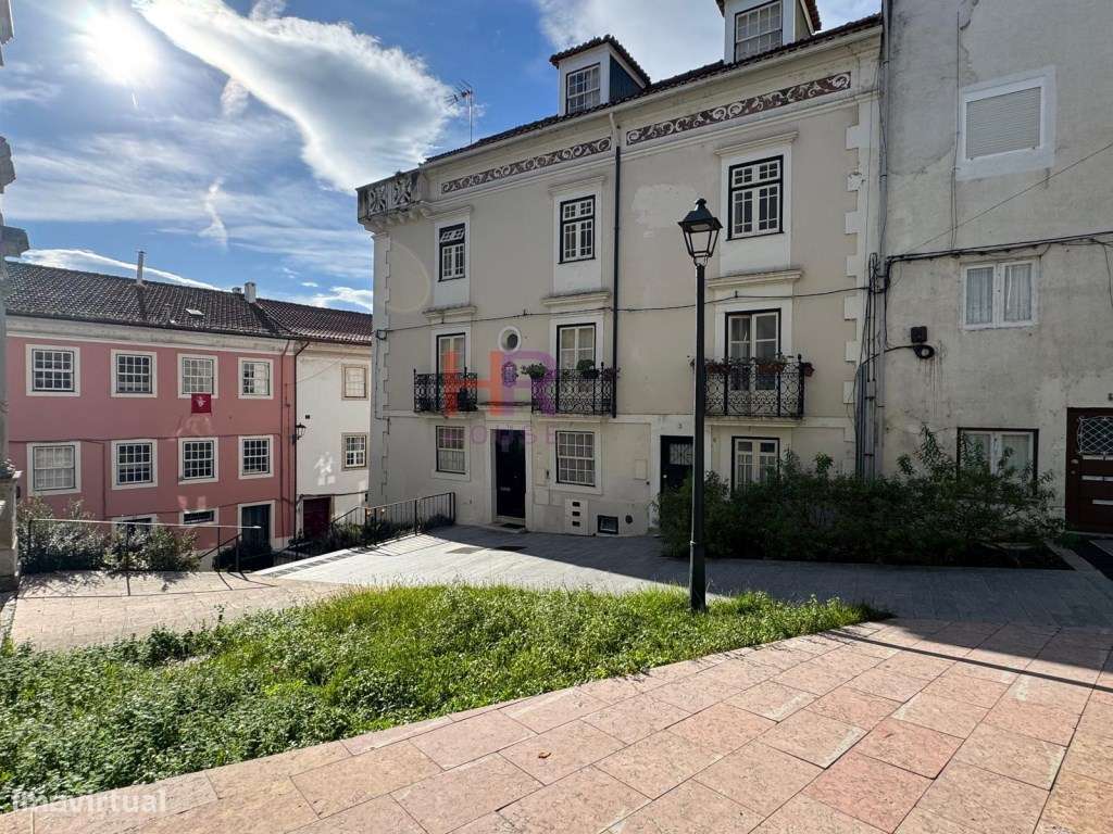 Vende-se Prédio com 8 estúdios mobilados e equipados.-11