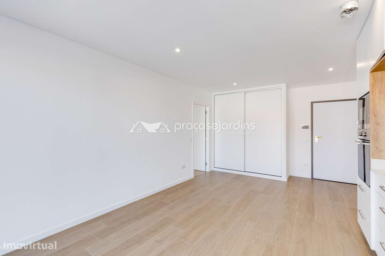 Apartamento T1 Novo - Grande imagem: 5/19