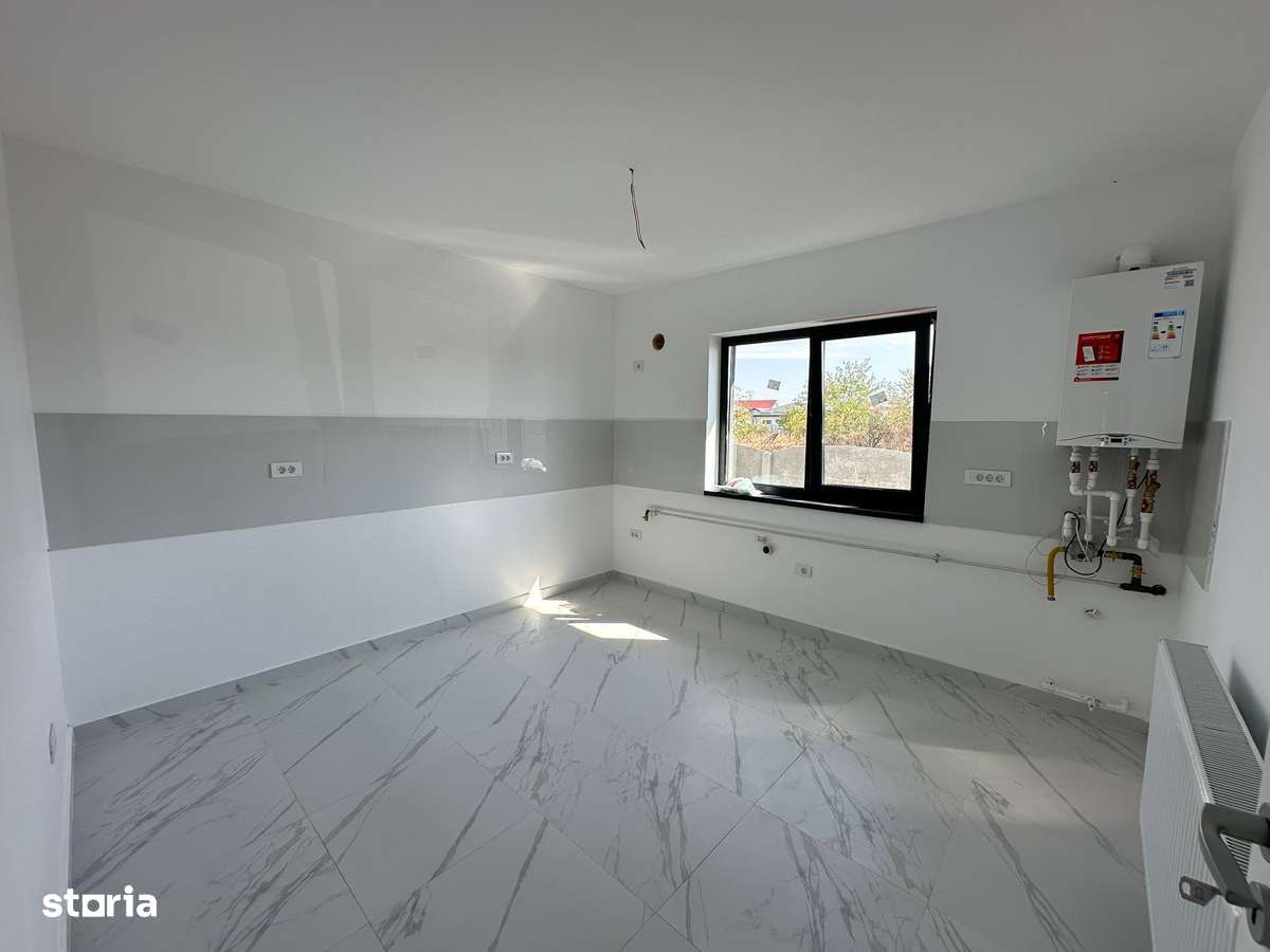 Casa cu 4 camere si inclazire in pardoseala - TVA inclus - Imagine principală: 1/13