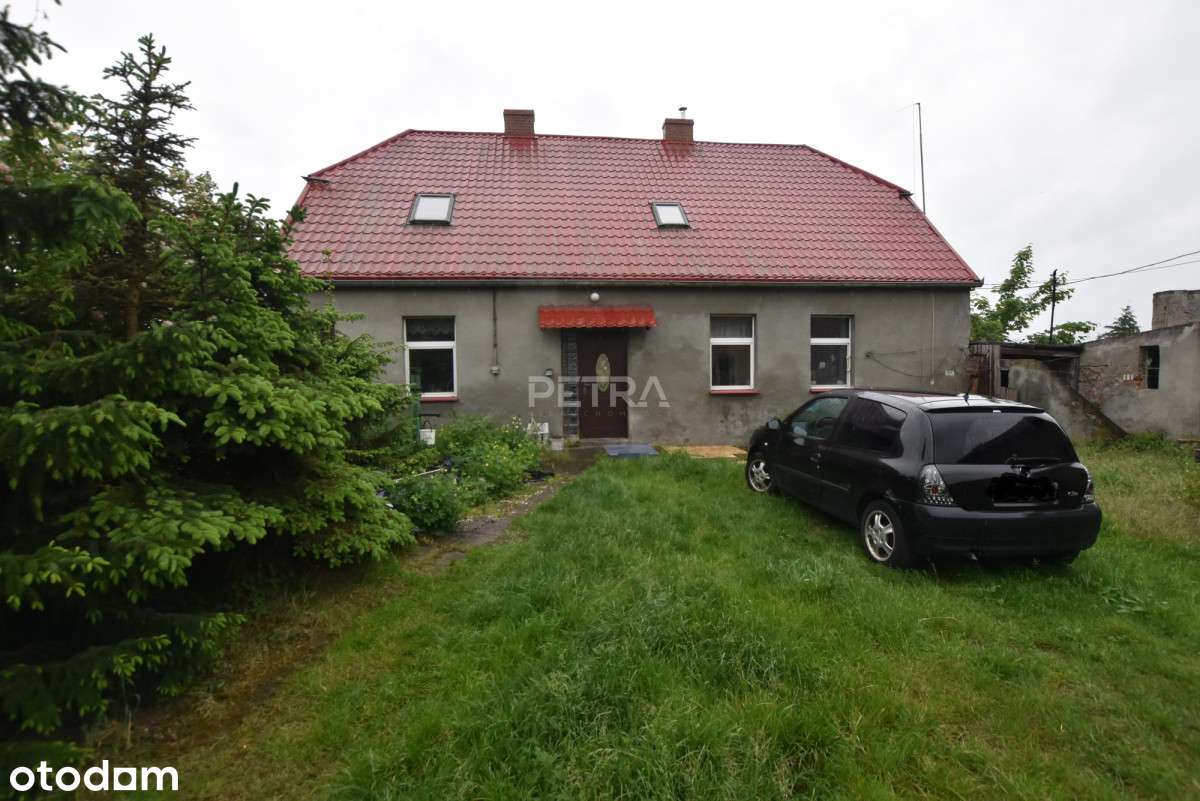 Dom + zabudowania działka-1757m2-10