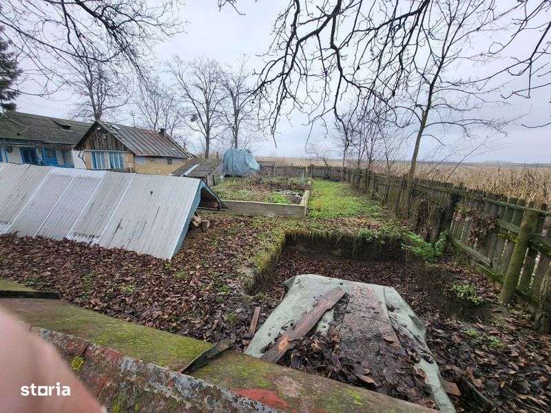 COMISION 0%  -- casa batraneasca  ROZNOV - Imagine principală: 4/7